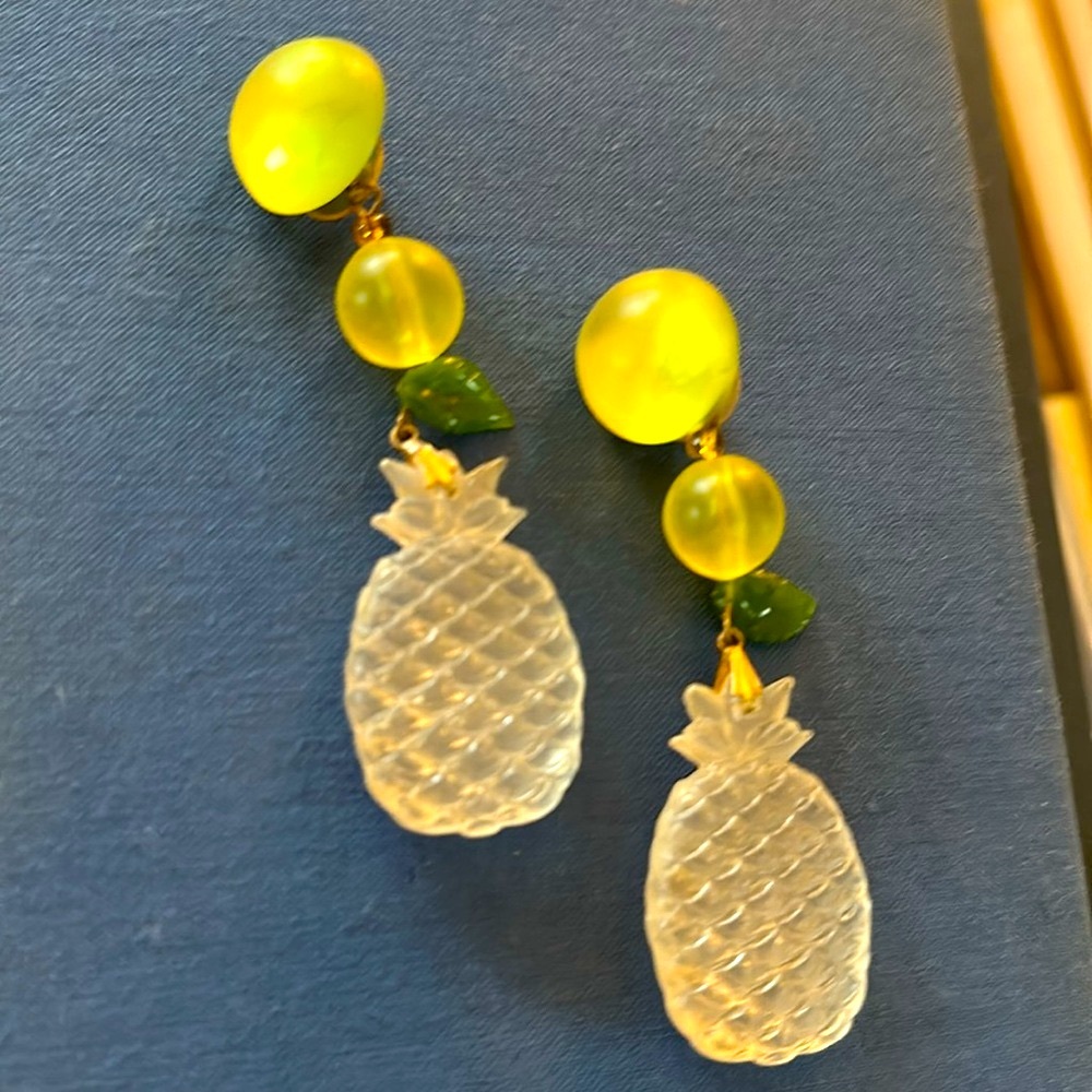 Vintage Pineapple Yellow & Frosted Lucite Dangle Earrings